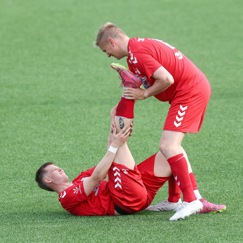 5. deild: Skallagrímur hafði betur í miklum markaleik