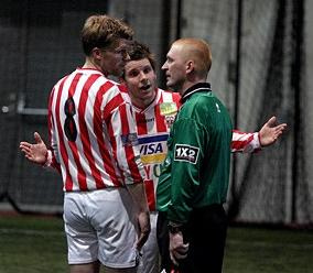 Jens ekki sáttur við dómara.