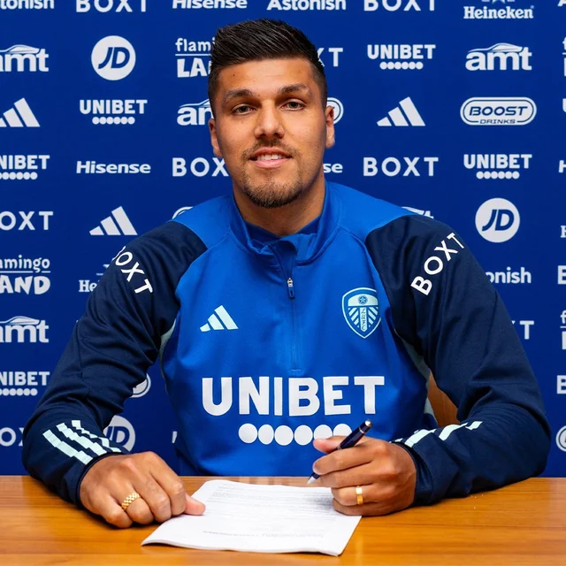 Joel Piroe á að sjá um að skora mörkin.