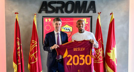 Arsenal ætlar að kaupa Wesley