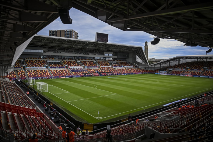 Frá Brentford Community Stadium.