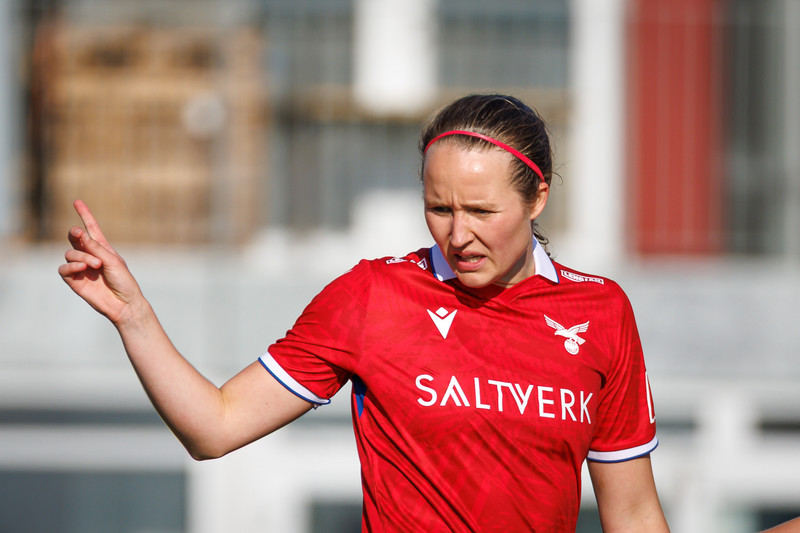 Valskonur náðu ekki að nýta sér liðsmuninn síðasta hálftímann og töpuðu 0-1 fyrir Þrótti.