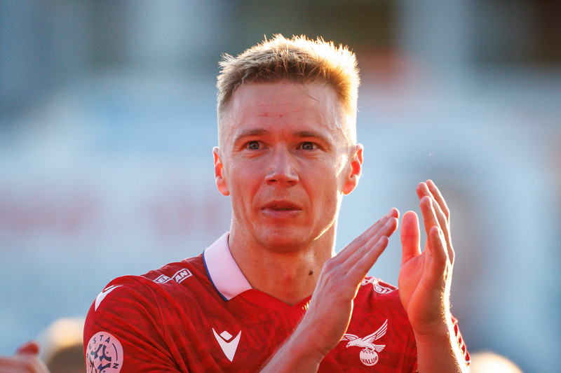Patrick Pedersen er líklegur til að skora.