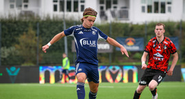 Kári Sigfússon rær á önnur mið