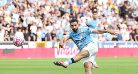 Man Utd reynir að sækja bakvörð til nágrannanna
