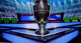 Meistaradeildin: Liverpool til Istanbúl - Man City gegn...