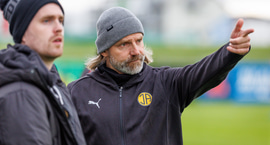 Horfa í þrjár stöður og vilja kaupa Jón Sölva af...