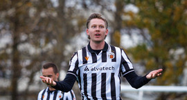 Lengjubikarinn: KR valtaði yfir Grindavík - Seint...