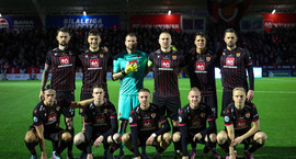 Ísland í dag - Íslandsmeistararnir spila við ÍR