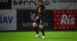 Bose-bikarinn: Víkingur í úrslit