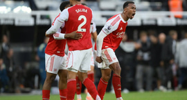 Ofurtölvan spáir því að Arsenal taki tvöfalt
