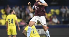 England: Hádramatískur sigur Aston Villa á Arsenal