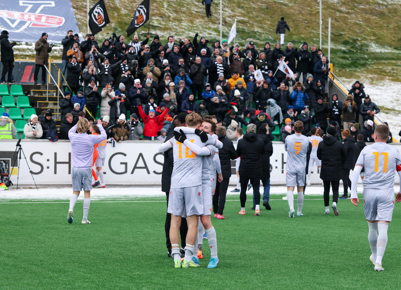 KR bjargaði sér frá falli á síðasta tímabili með sigri á Vestra í lokaumferðinni.