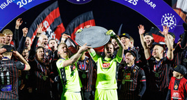 Hvaða markvörð munu Víkingar sækja?