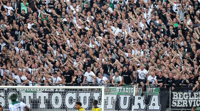 Þýskaland: Borussia Mönchengladbach úr fallsæti