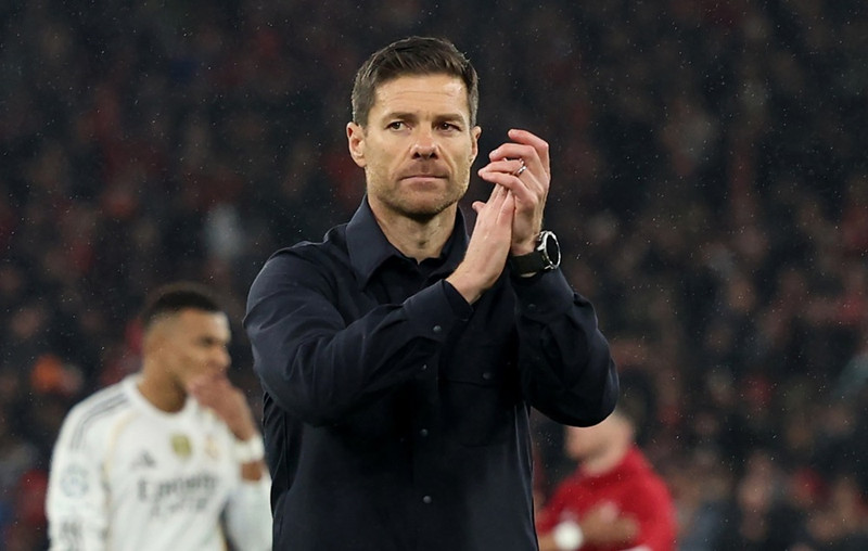 Alonso mætir Fulham er hann stýrir Chelsea í sínum fyrsta deildarleik.