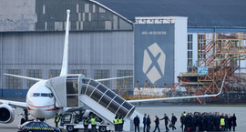 Fulltrúi Fótbolta.net handtekinn við komuna til Varsjár