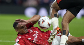 Chelsea og Liverpool gætu gert tilboð í Murillo -...