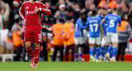 England: Liverpool heppið að fá stig - Leeds með...