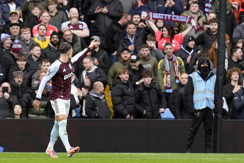 <b>Varnarmaður: Maty Cash (Aston Villa)</b> - Góður bæði varnar- og sóknarlega í sigrinum gegn West Ham.