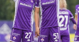 Katla: Er alltaf að segja henni að koma og spila með...