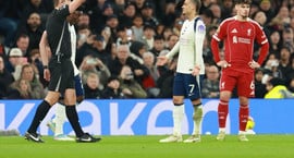 Sjáðu atvikið: Beint rautt spjald gegn Liverpool