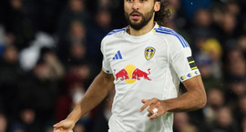 England í dag - Calvert-Lewin heimsækir gamla...