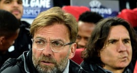 Hvað gerðist við manninn sem var alltaf við hlið Klopp?