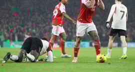 England: Hasar í lokin er Arsenal og Liverpool skildu jöfn