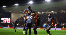 Úrslitakeppni Championship deildarinnar stækkuð á...