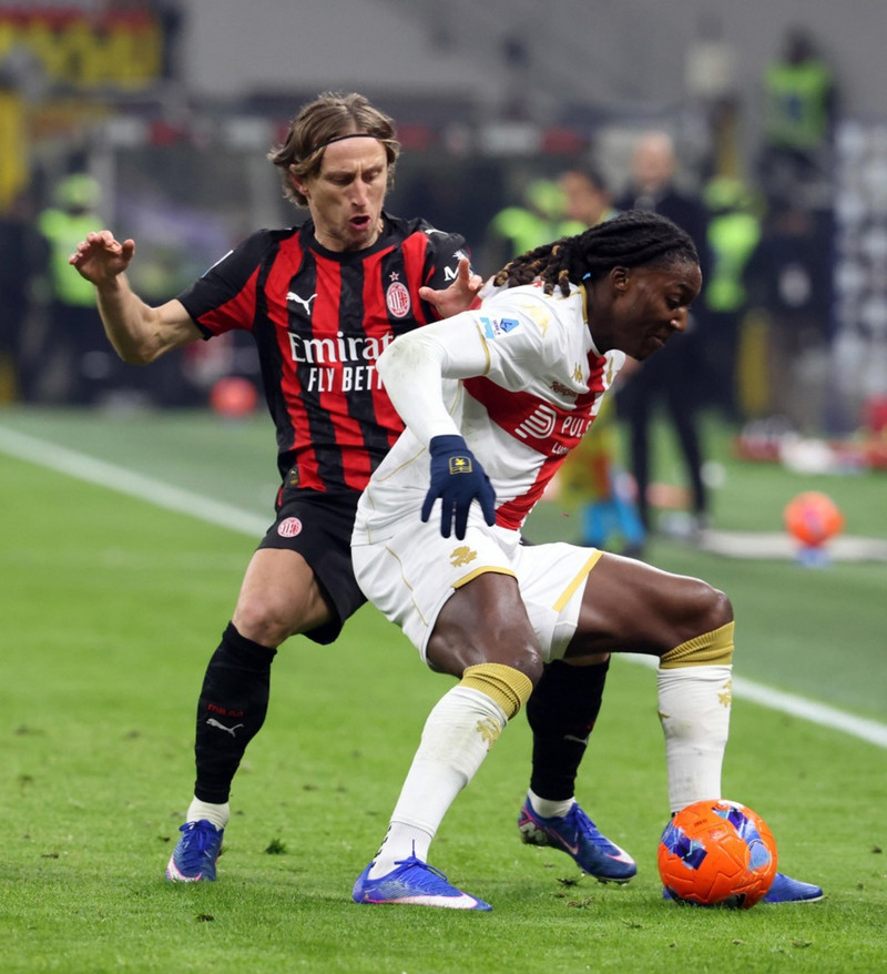 Modric verður áfram hjá Milan