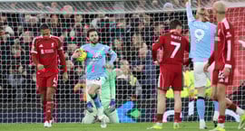England: Hádramatískur endurkomusigur Man City á Anfield