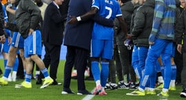 Mourinho: Ég elska hann en af hverju fagnaðirðu svona?