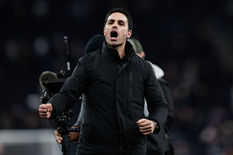 <b>Stjórinn: Mikel Arteta (Arsenal)</b> - Það var mikil pressa á Arsenal eftir sigur City á laugardeginum. Arsenal stóðst þá pressu.