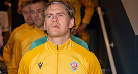 Leit á samtal við framkvæmdastjórann sem óformlega...