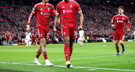 Hvað sagði Arne Slot eiginlega í hálfleik?