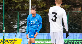 U21: Viktor Bjarki og Daníel Tristan léku sér að...