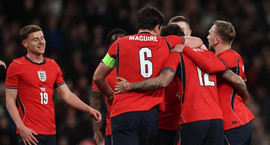 Vináttulandsleikir: Ben White skoraði og gaf víti