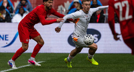 Kristall Máni með þrennu í fyrri hálfleik gegn...