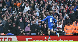 England: Mikil spenna í titilbaráttunni eftir tap Arsenal