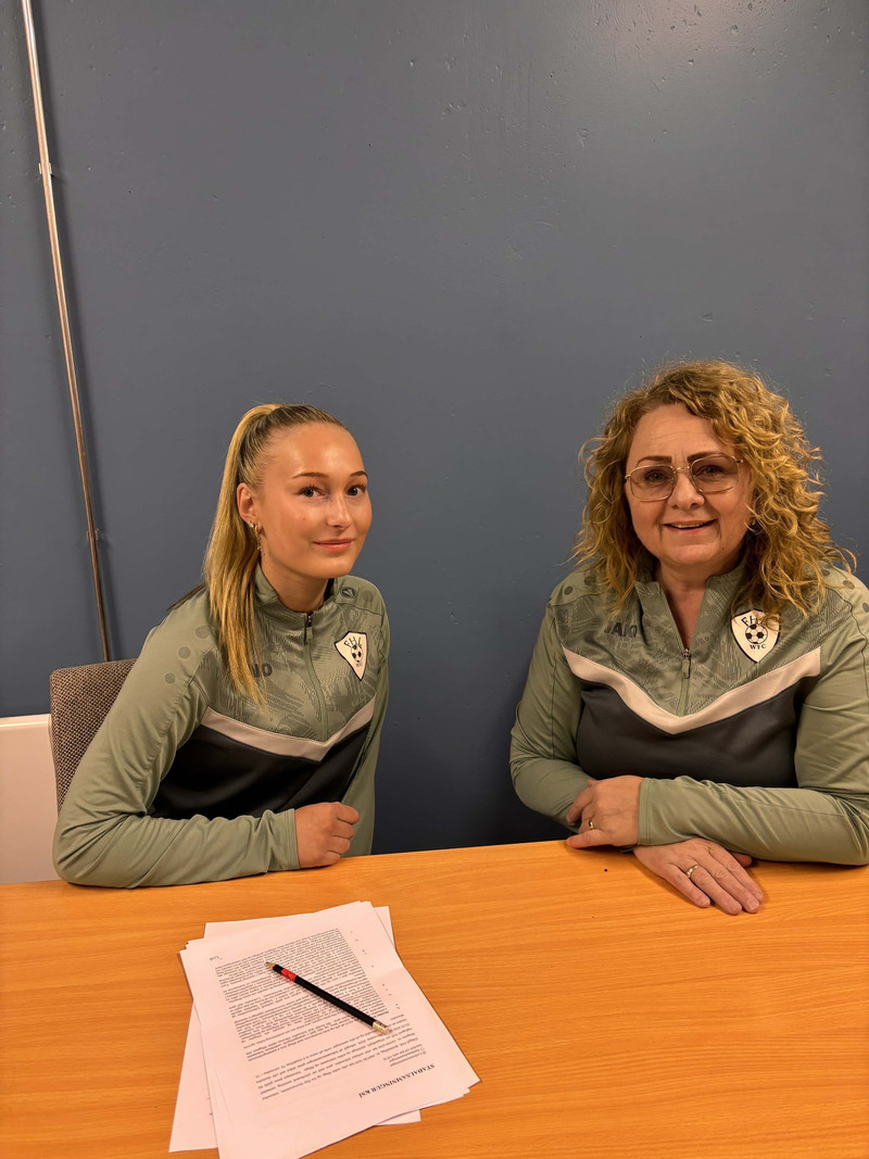 Íris Ösp í FHL (Staðfest)