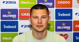 Hákon búinn að skrifa undir langtímasamning við...