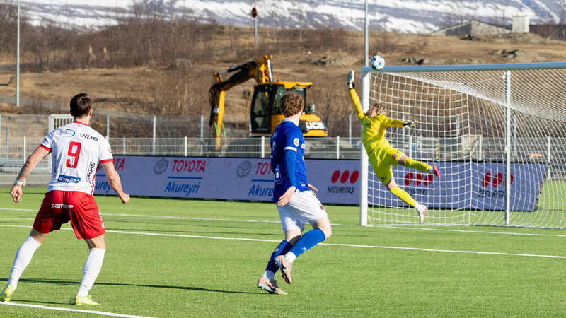 Glæsilegt mark gegn Fram.