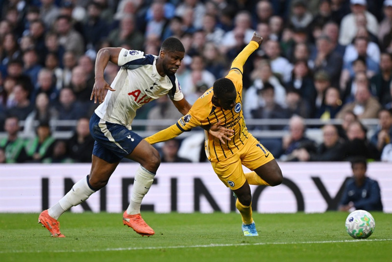 <b>Varnarmaður: Kevin Danso (Tottenham)</b> - Gerði hræðileg mistök gegn Brighton um daginn en steig upp og var gríðarlega flottur gegn Úlfunum.