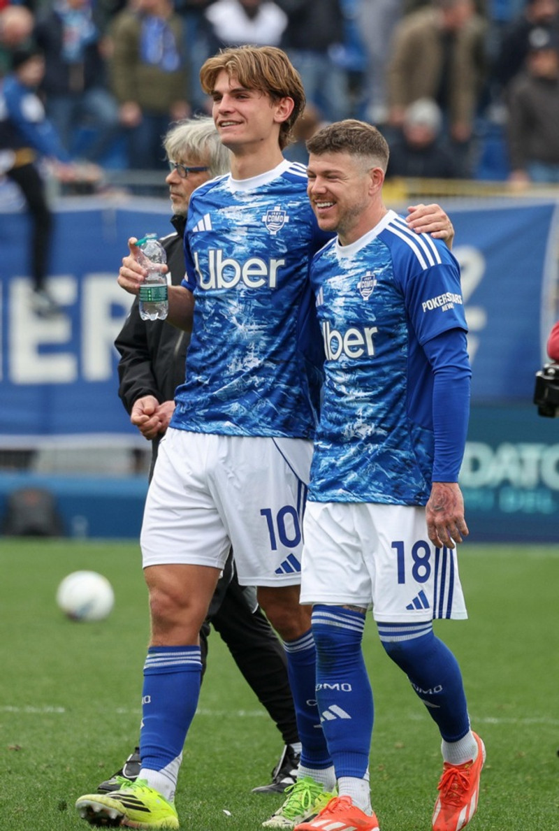 Bara Como og Real Madrid í myndinni hjá Nico Paz