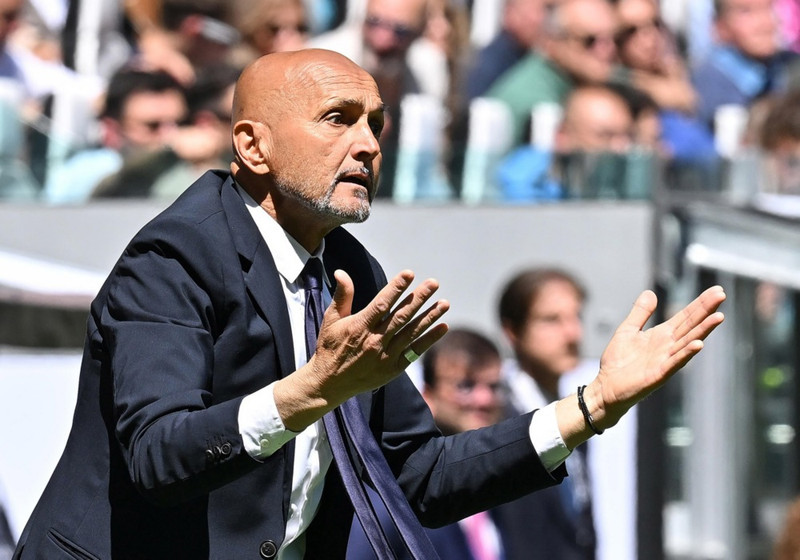 Spalletti ætlar ekki að hætta