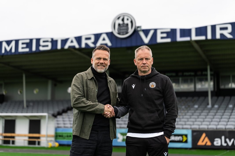 Magnús Orri Marínarson, formaður fótboltadeildar KR, og Óskar Hrafn.