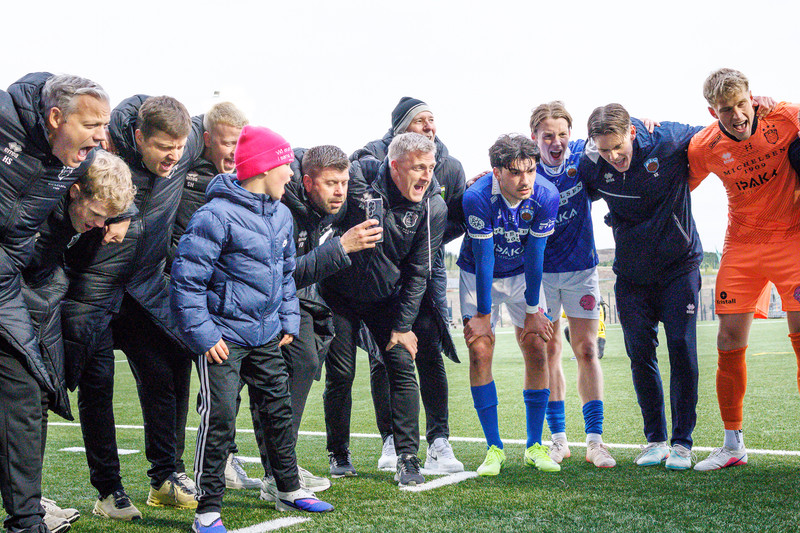 við erum bara eins og ein stór fjölskylda sem er mjög glöð um þessar mundir.