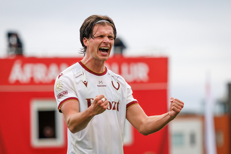 Karl Friðleifur framlengir við Víking