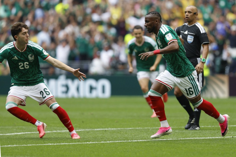 Sögulegt augnablik í Mexíkó